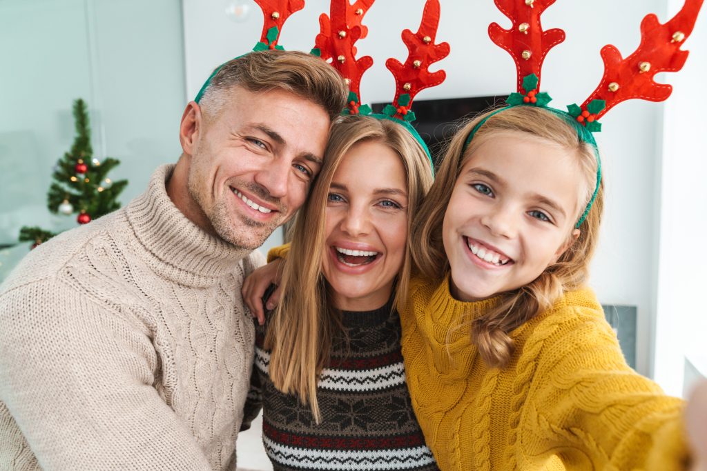 Three Tips to Structure Family Time During the Holidays